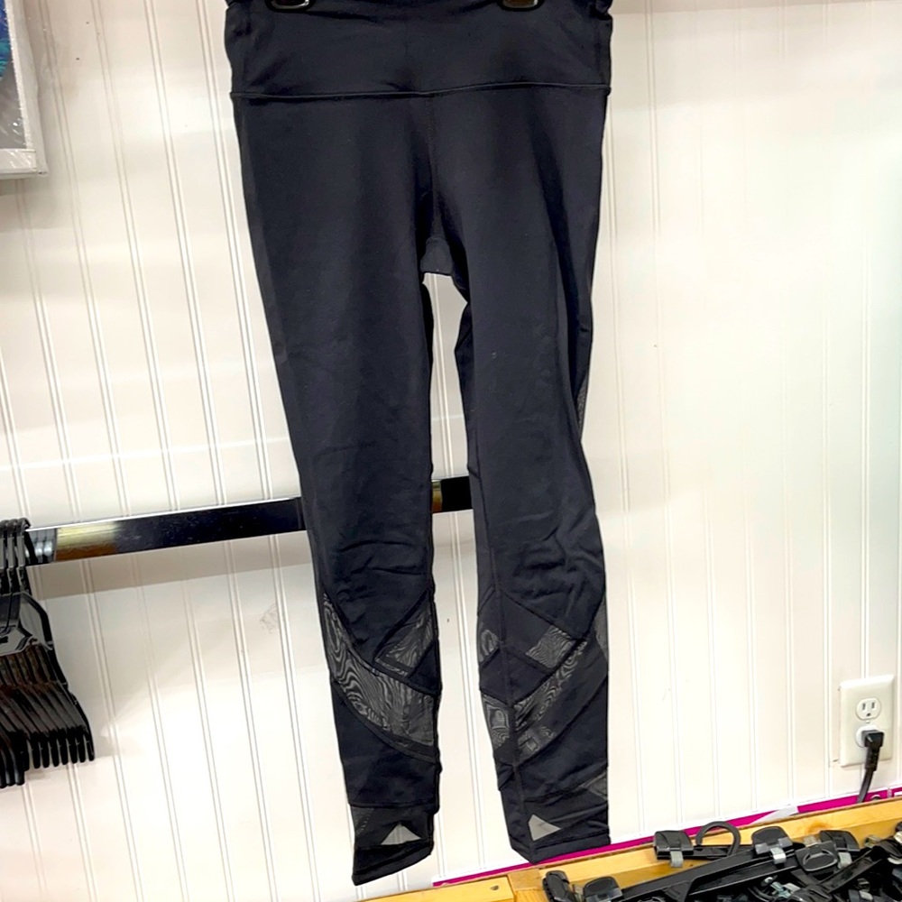Sport by Victoria black workout leggings